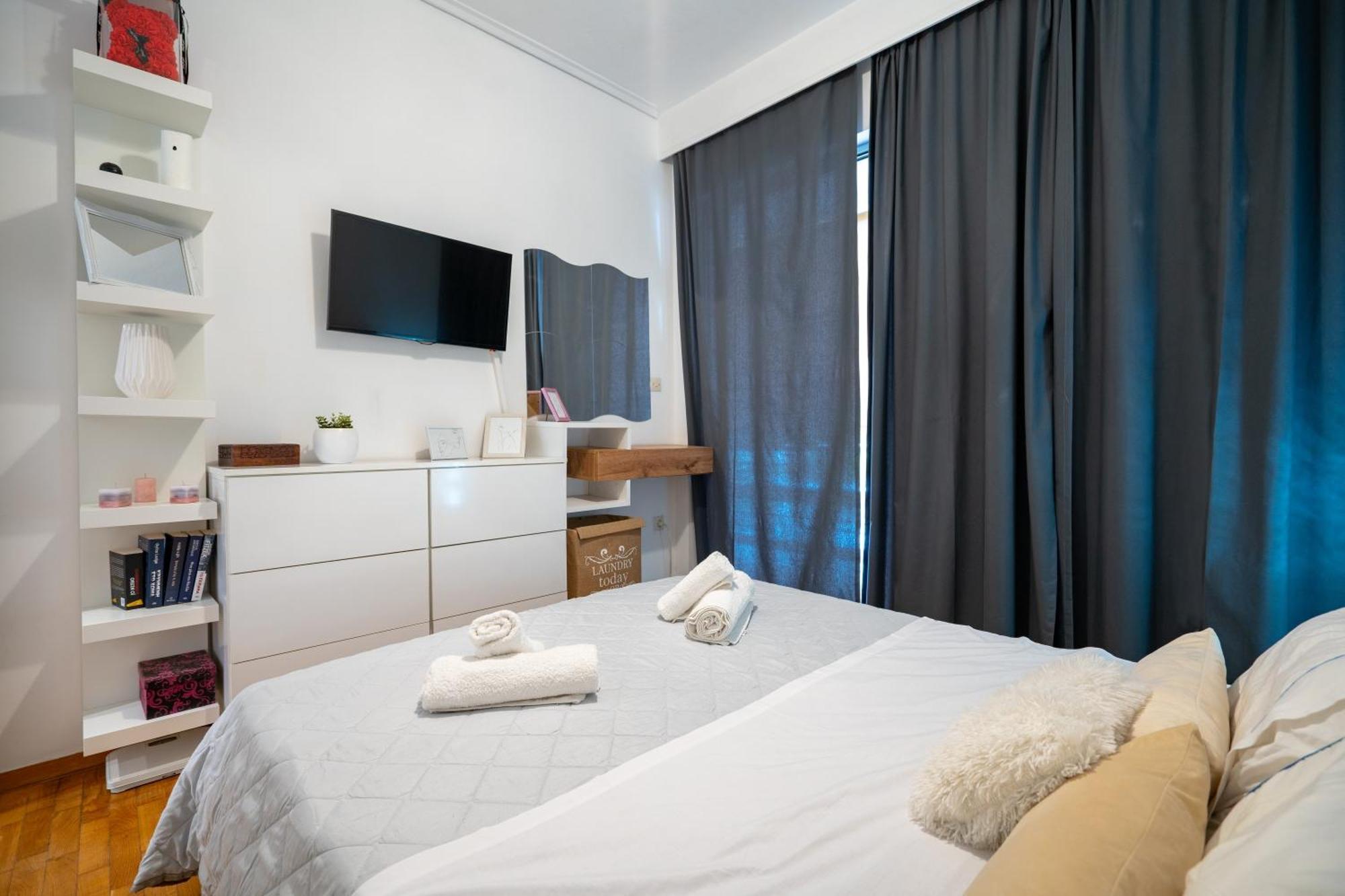 Neo Irakleio Train St. 1 Bedrm 4 Pers. Apartment Atene Esterno foto